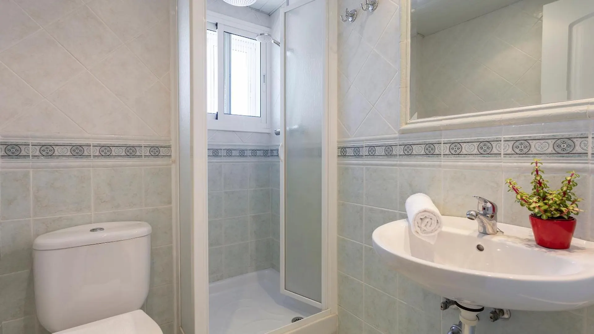 Sunstay Luxe Flat III Playamar Torremolinos 0*,