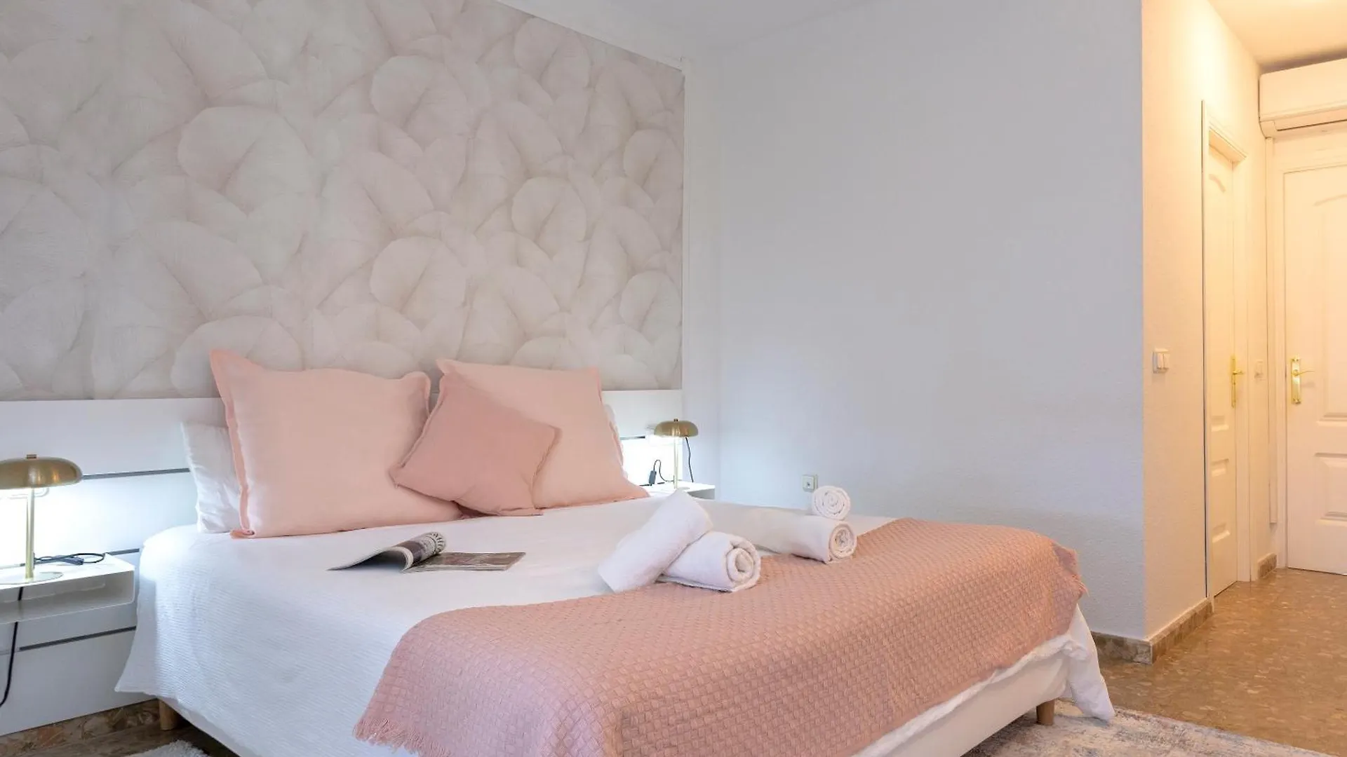 Sunstay Luxe Flat III Playamar Torremolinos 0*,